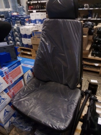 Кресло водителя высокое * на КАМАЗ за 24500 рублей в магазине remzapchasti.ru 5320-6810010 В №16