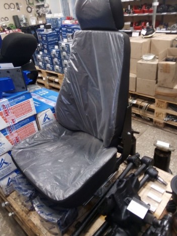 Кресло водителя высокое * на КАМАЗ за 24500 рублей в магазине remzapchasti.ru 5320-6810010 В №17